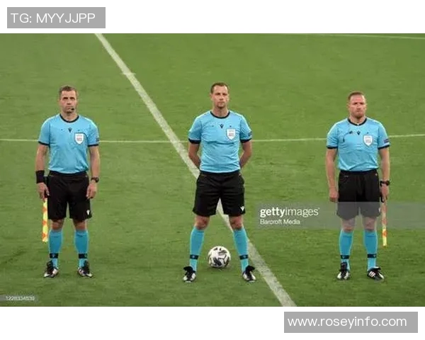 欧洲十大足球裁判名哨球星精彩解读与背后故事揭秘